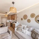 Apartment Pallini 202 *