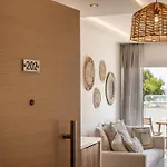 Pallini 202 Apartment