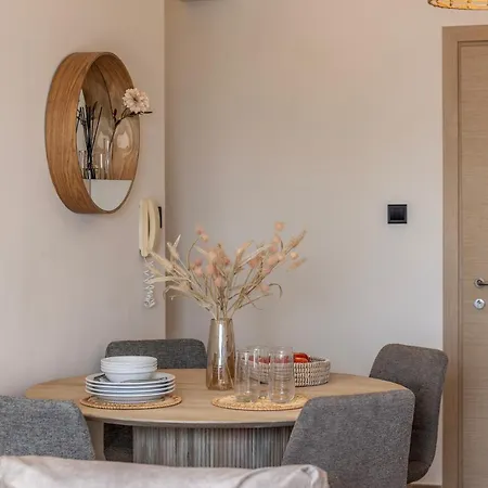 Apartamento Pallini 202