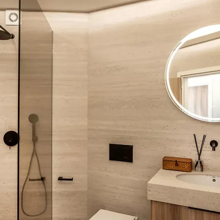 Pallini 202 Apartamento *